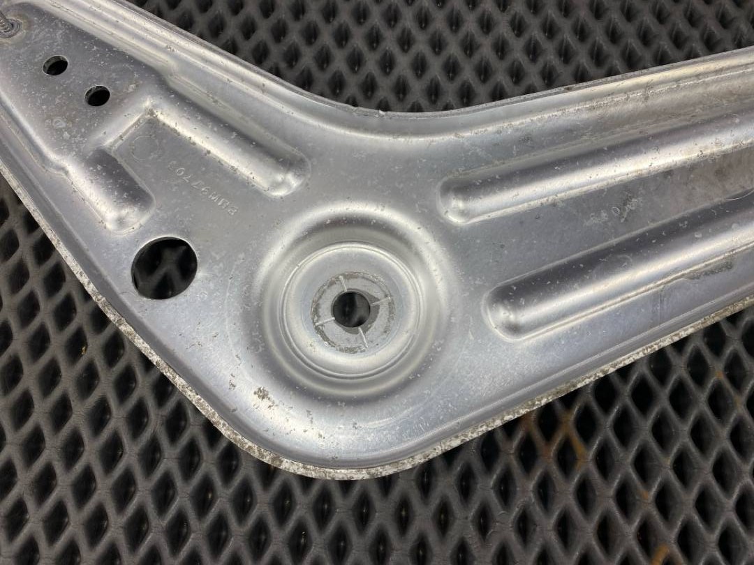 Кронштейн, 590 рублей, Красноярск