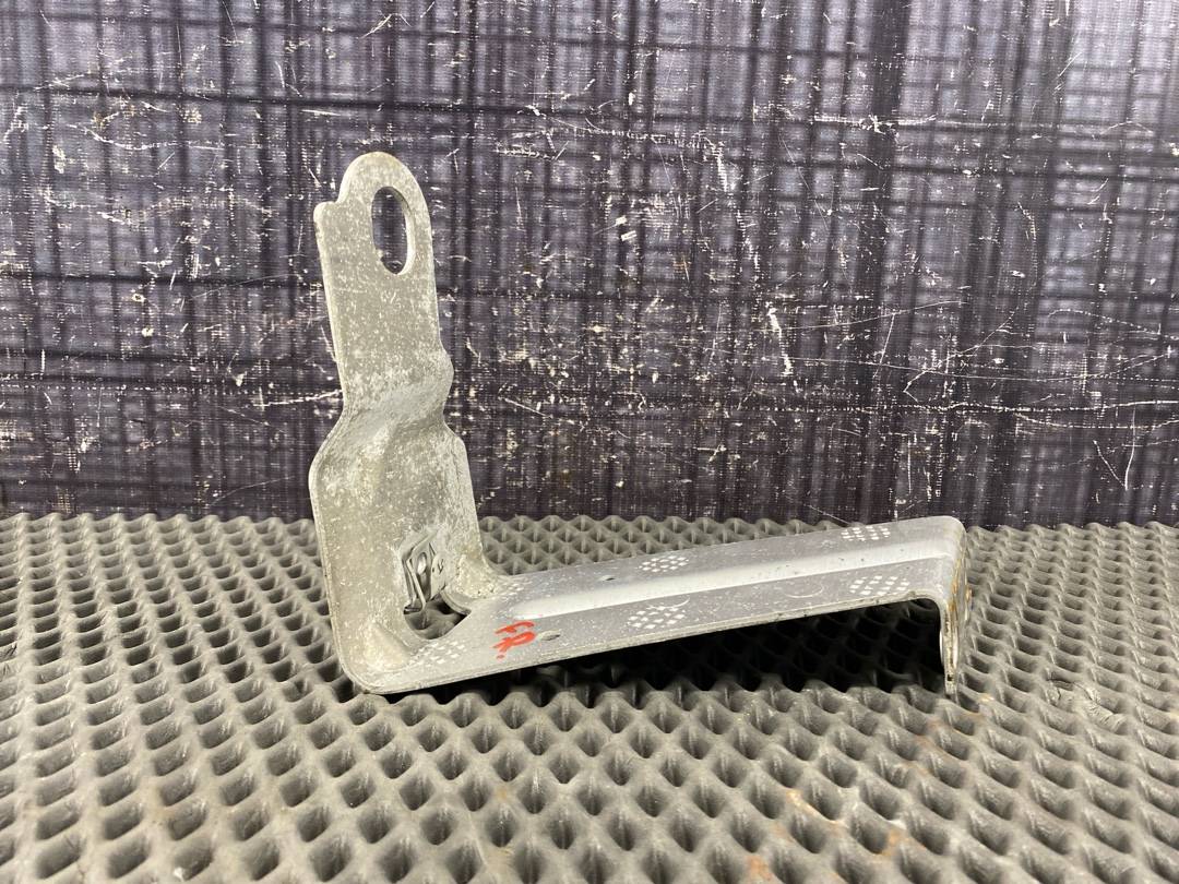 Крепление защиты двигателя, 710 рублей, Красноярск