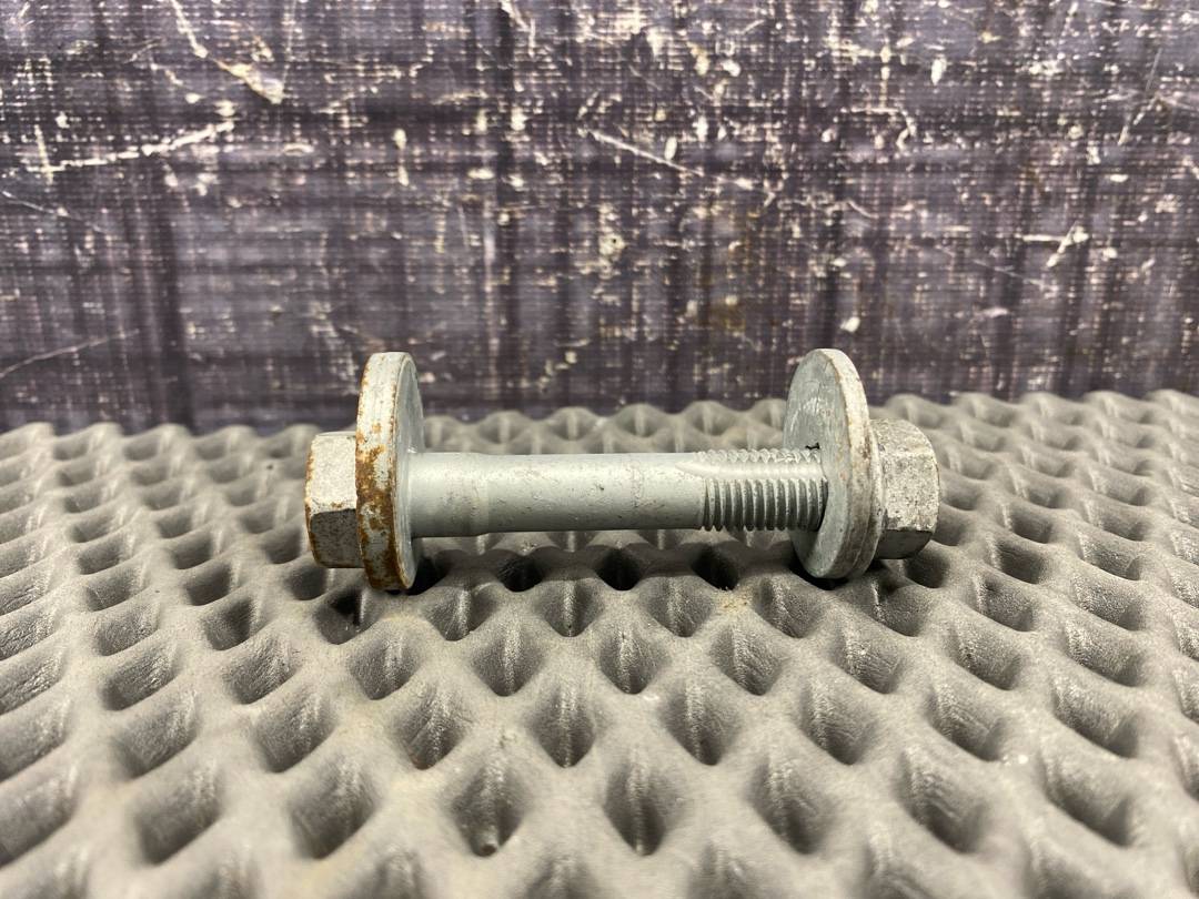 Болт развальный, 640 рублей, Красноярск