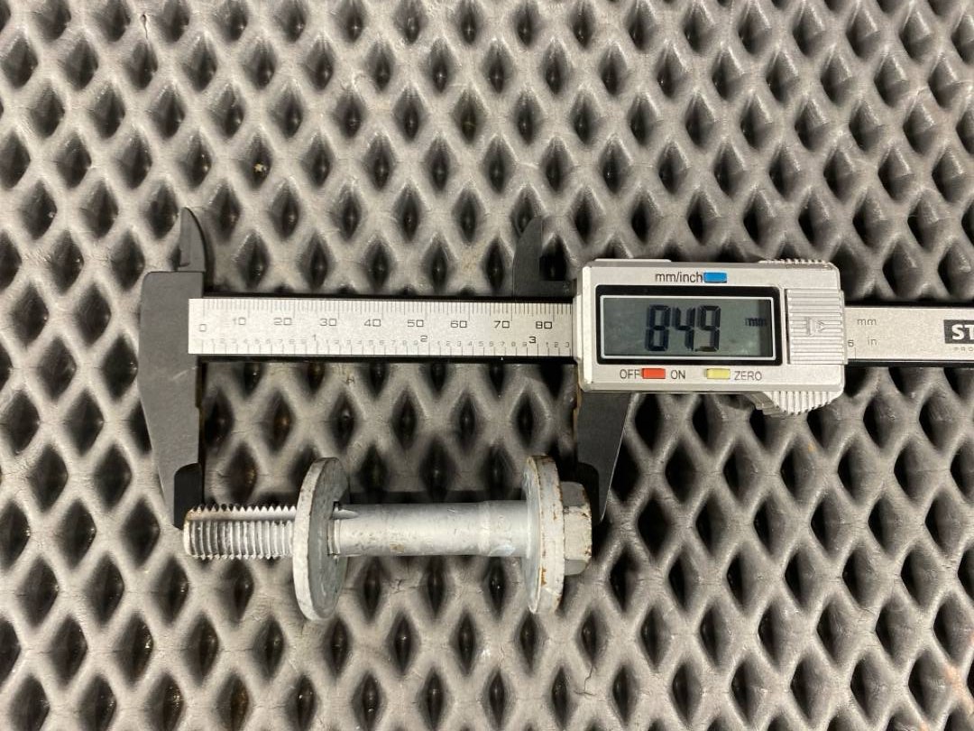 Болт развальный, 640 рублей, Красноярск