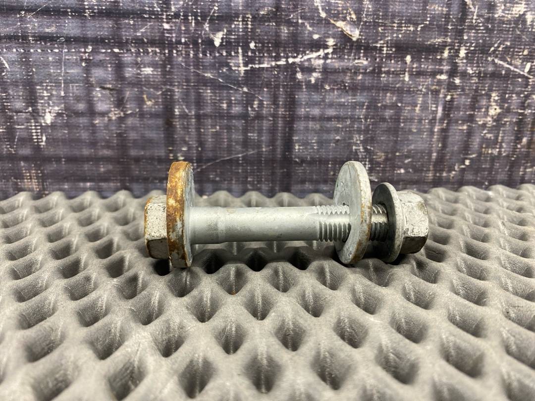 Болт развальный, 640 рублей, Красноярск