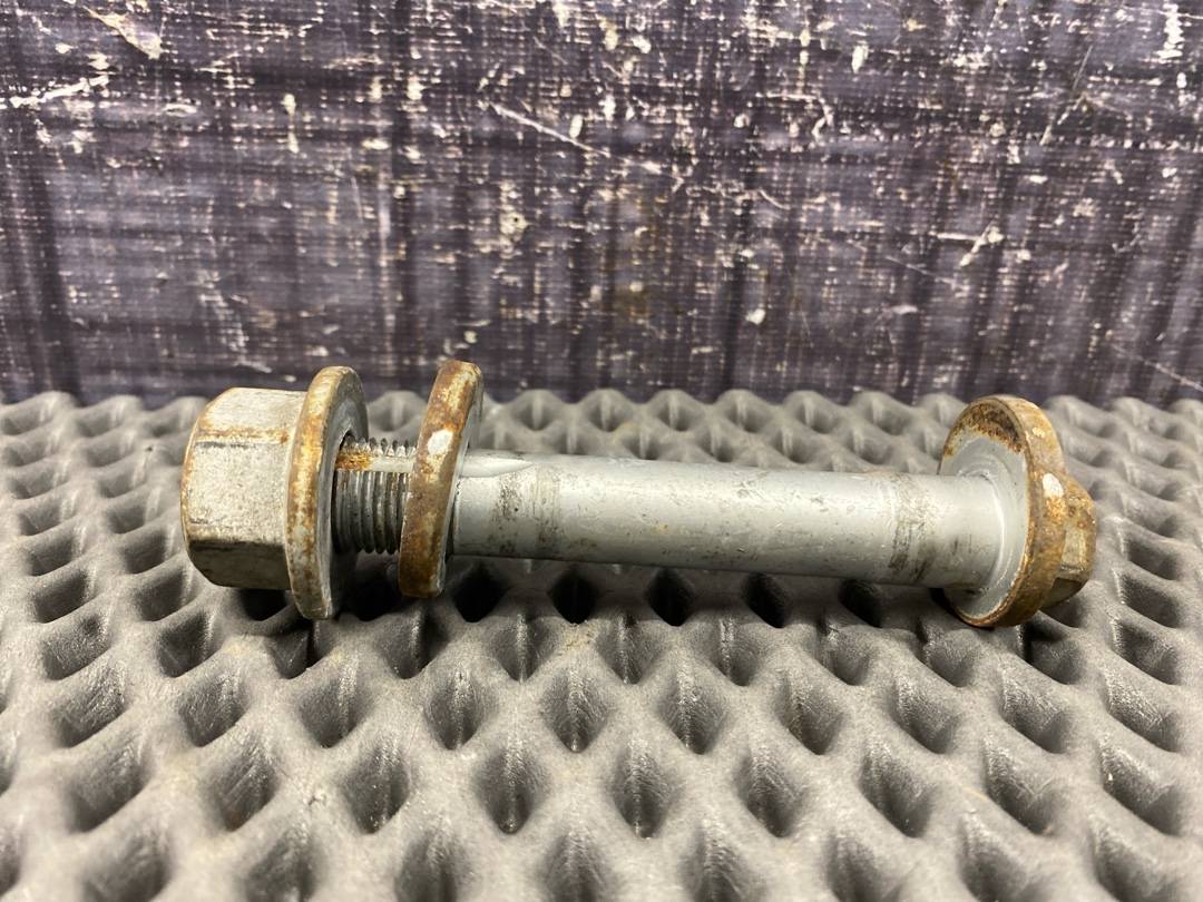 Болт развальный, 640 рублей, Красноярск