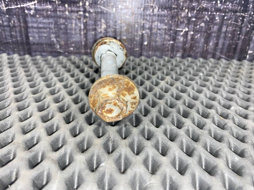 Болт развальный, 640 рублей, Красноярск