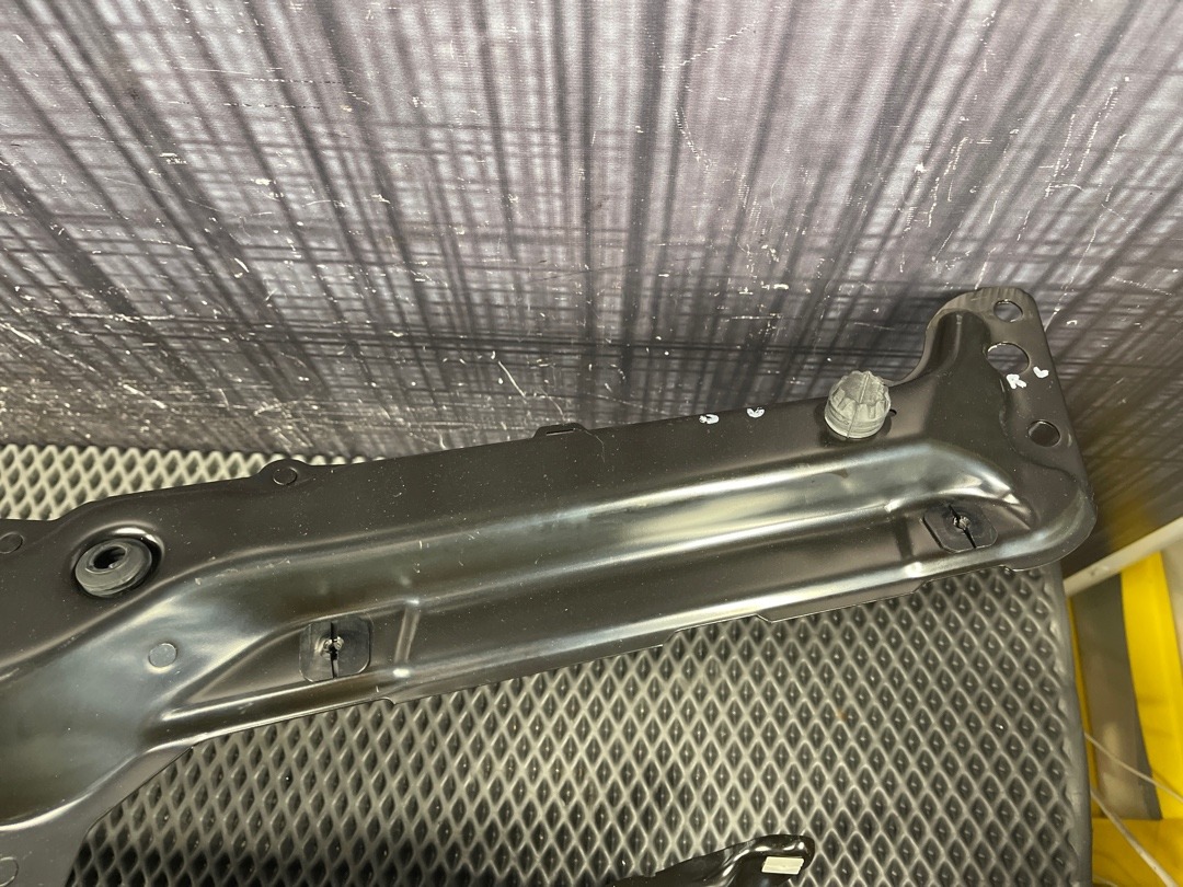 Рамка радиатора, 2100 рублей, Красноярск