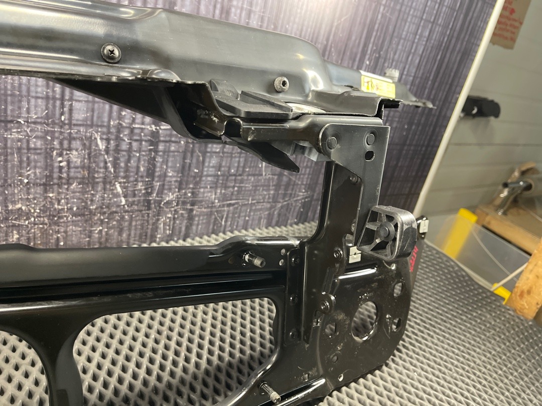 Рамка радиатора, 2037 рублей, Красноярск