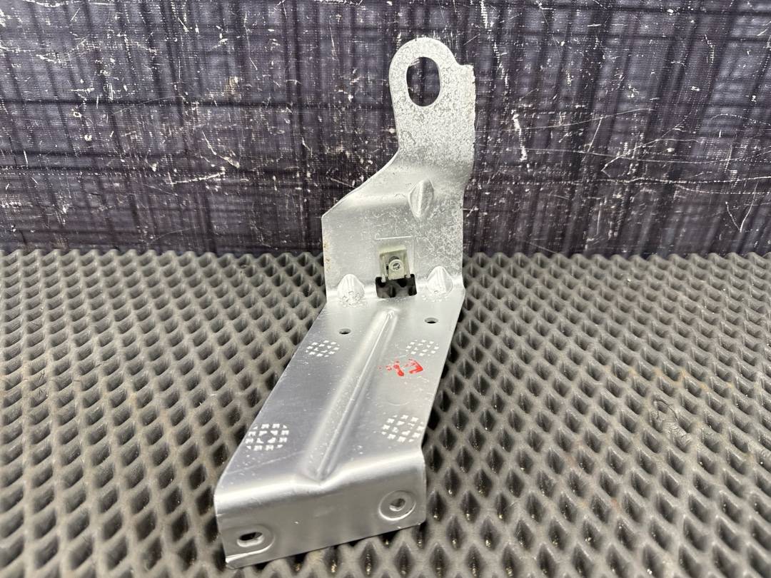 Крепление защиты двигателя, 710 рублей, Красноярск