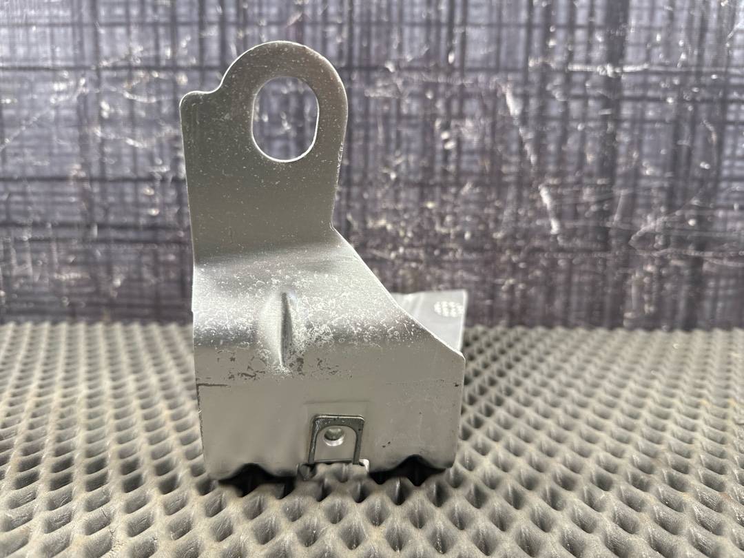 Крепление защиты двигателя, 710 рублей, Красноярск