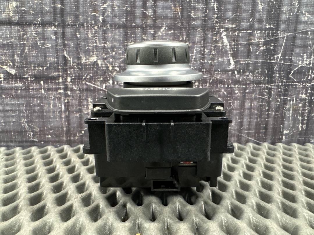 Джойстик, 3570 рублей, Красноярск