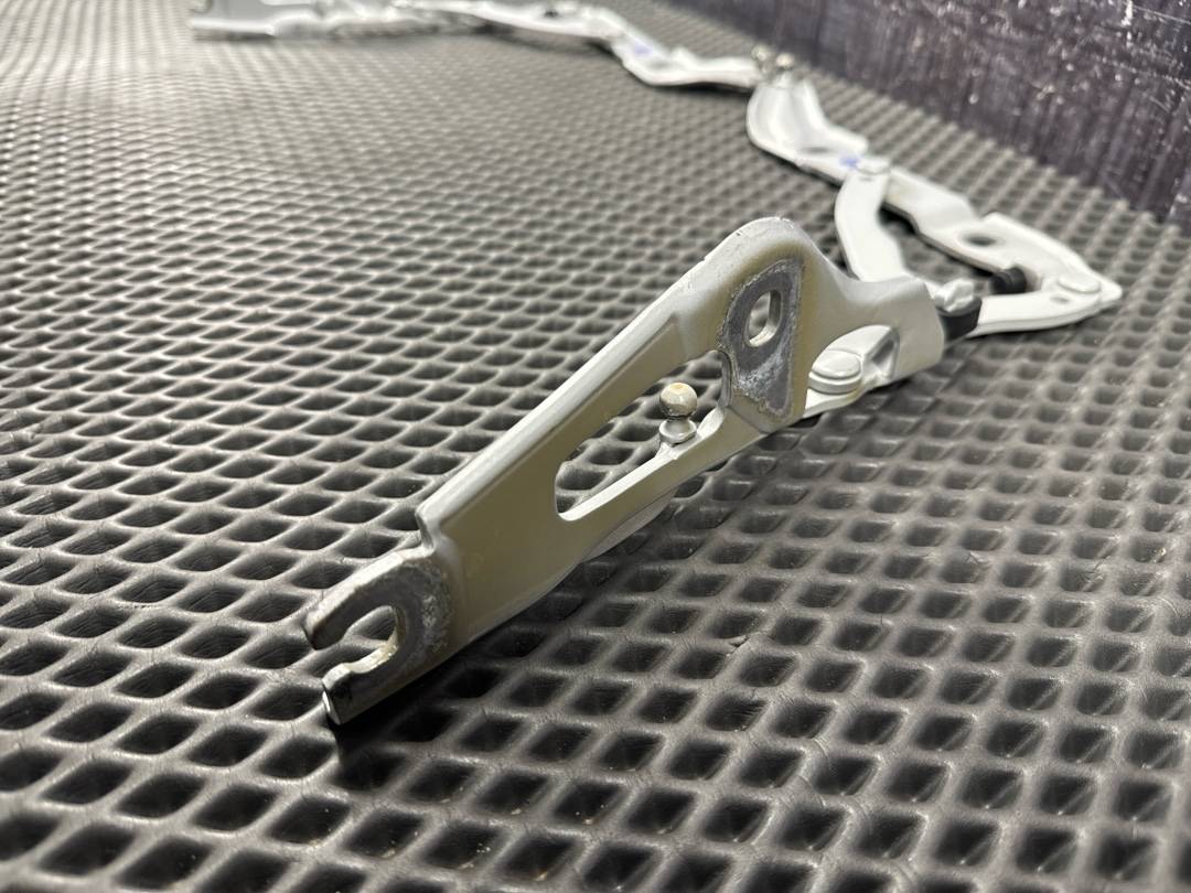 Петля багажника, 966 рублей, Красноярск