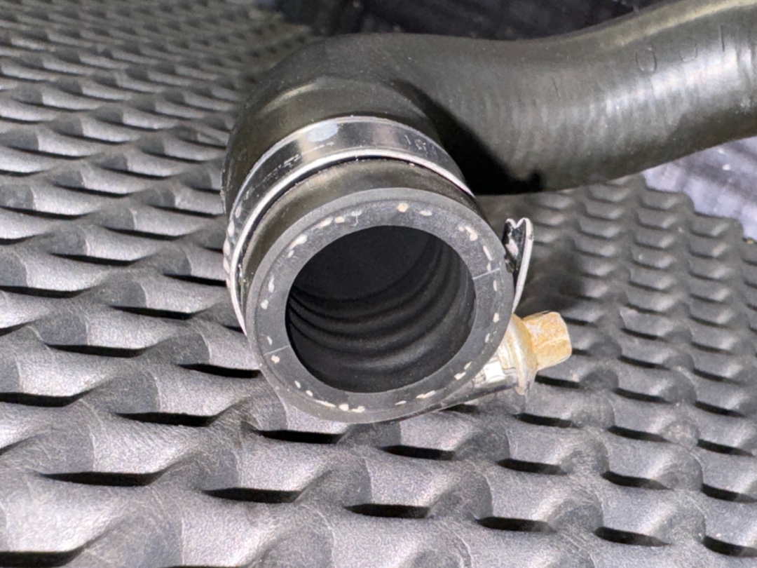 Шланг системы охлаждения, 750 рублей, Красноярск