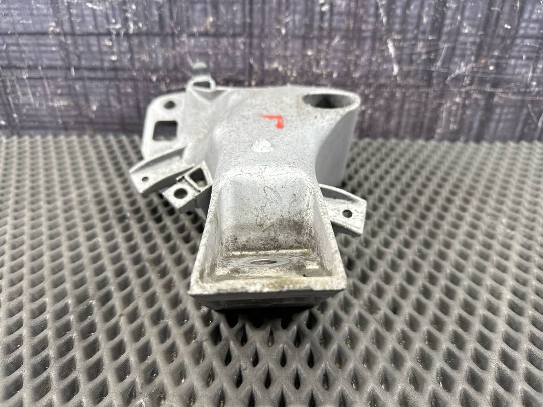 Кронштейн двигателя, 2270 рублей, Красноярск