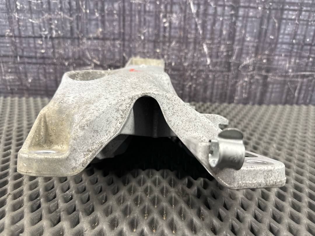 Кронштейн двигателя, 2270 рублей, Красноярск