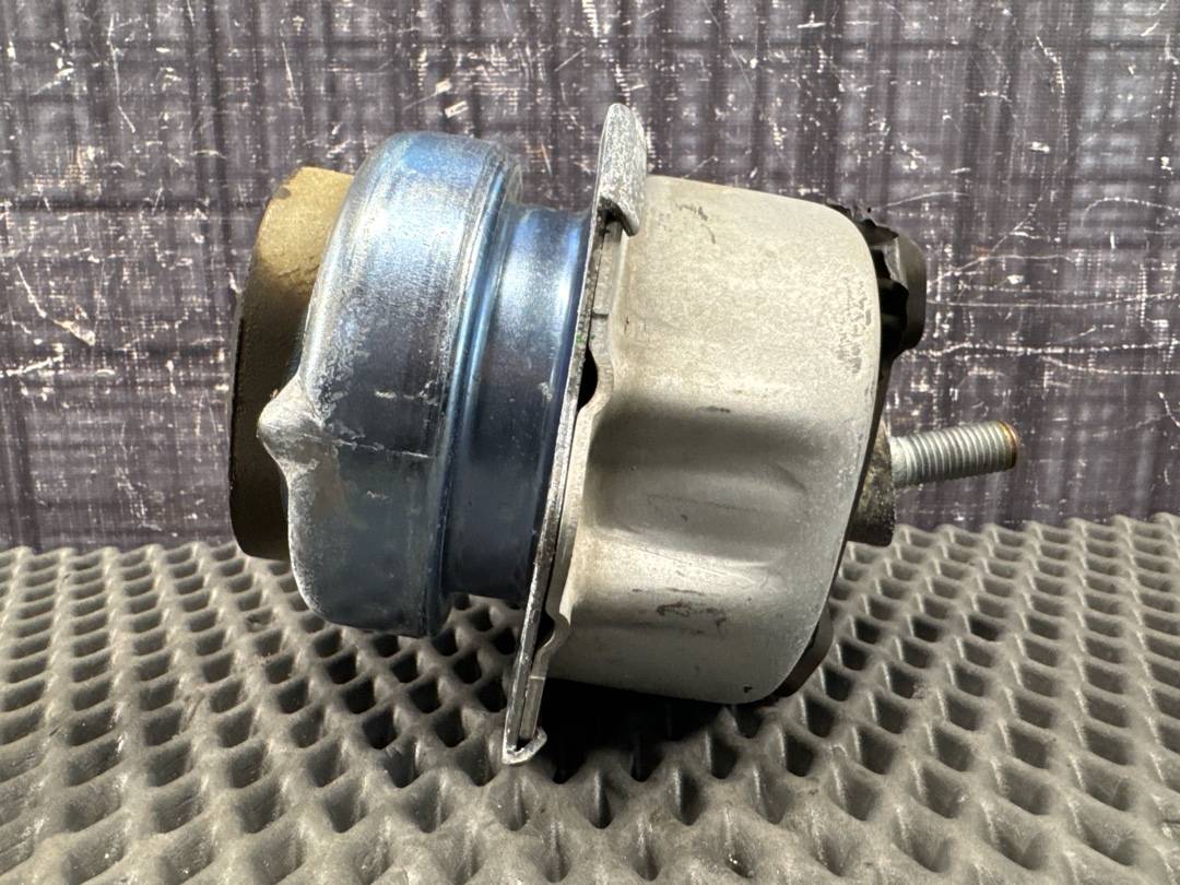 Подушка двигателя, 4120 рублей, Красноярск