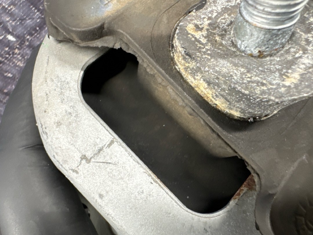 Подушка двигателя, 4120 рублей, Красноярск