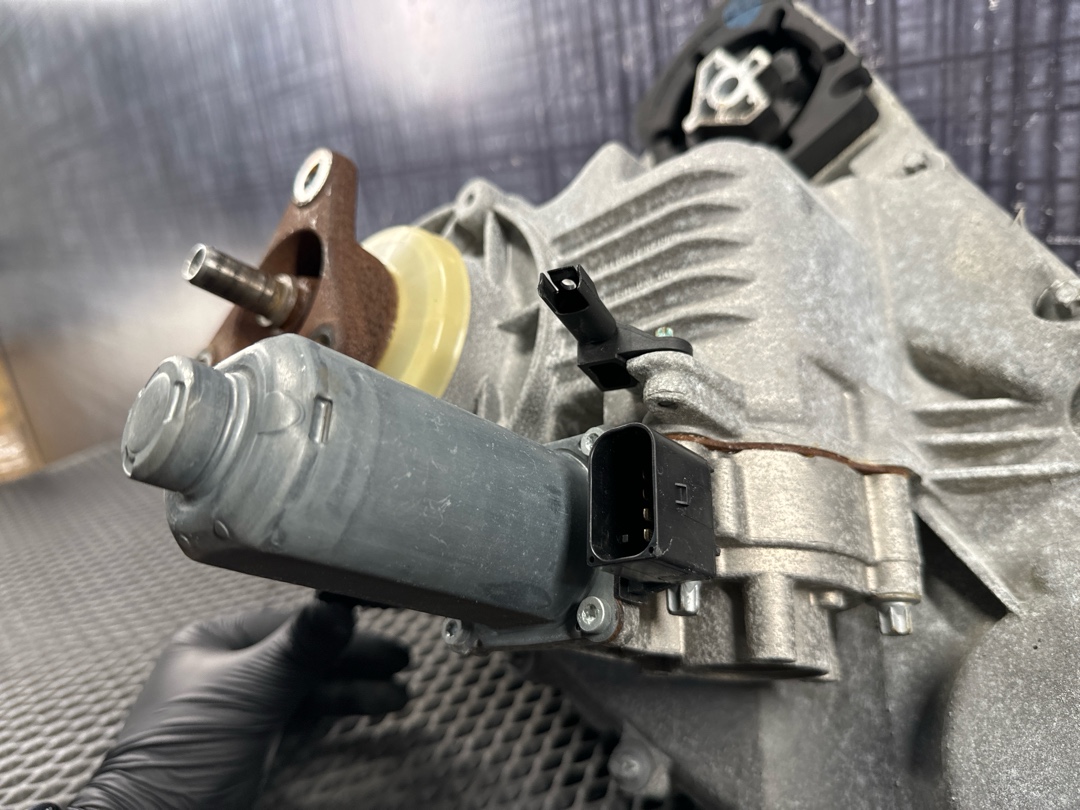 Раздаточная коробка, 32210 рублей, Красноярск