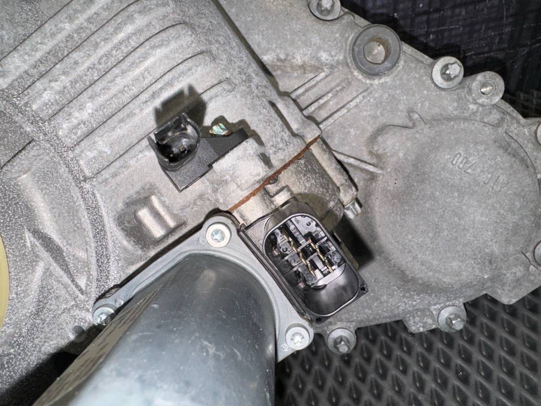 Раздаточная коробка, 32210 рублей, Красноярск