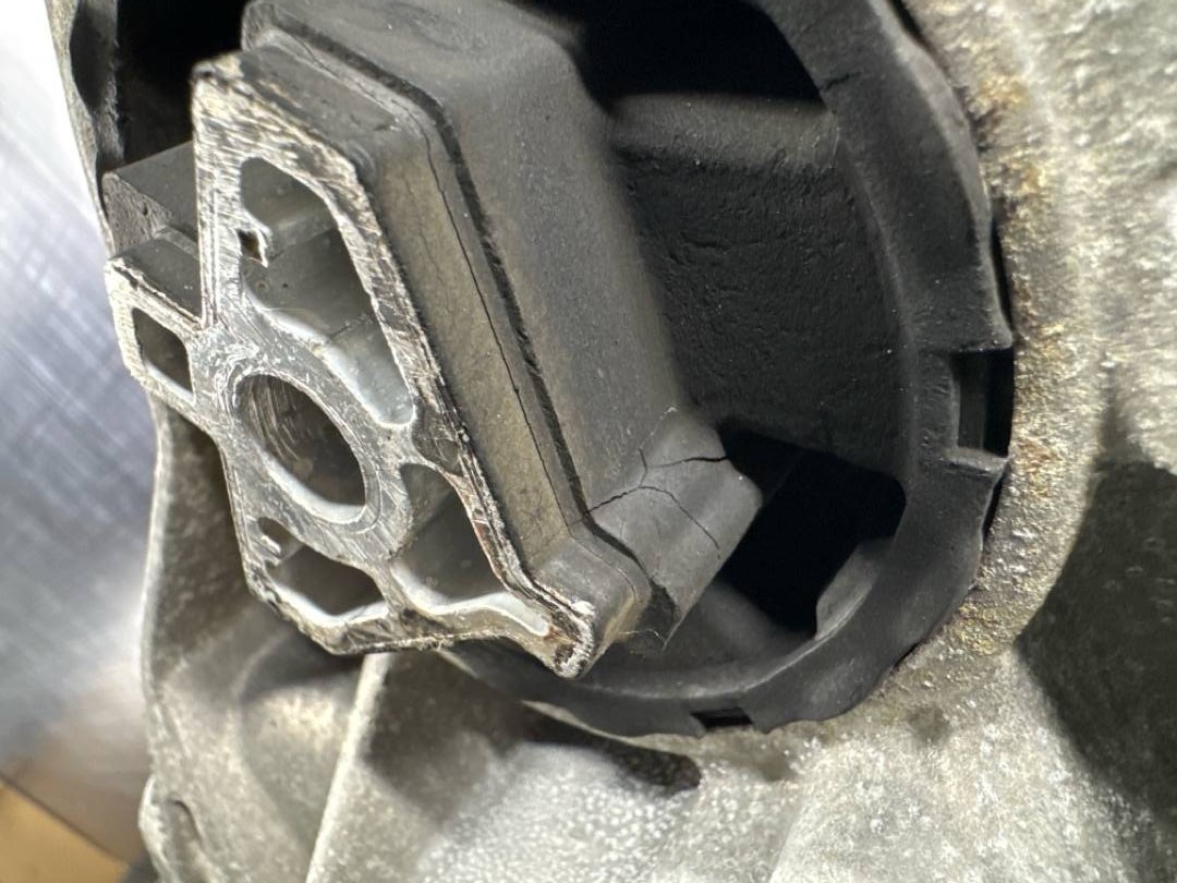 Раздаточная коробка, 32210 рублей, Красноярск