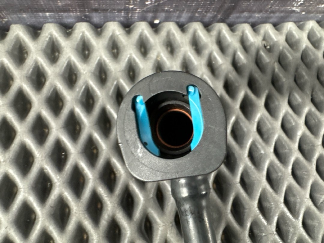 Адсорбер (фильтр паров топлива), 2360 рублей, Красноярск