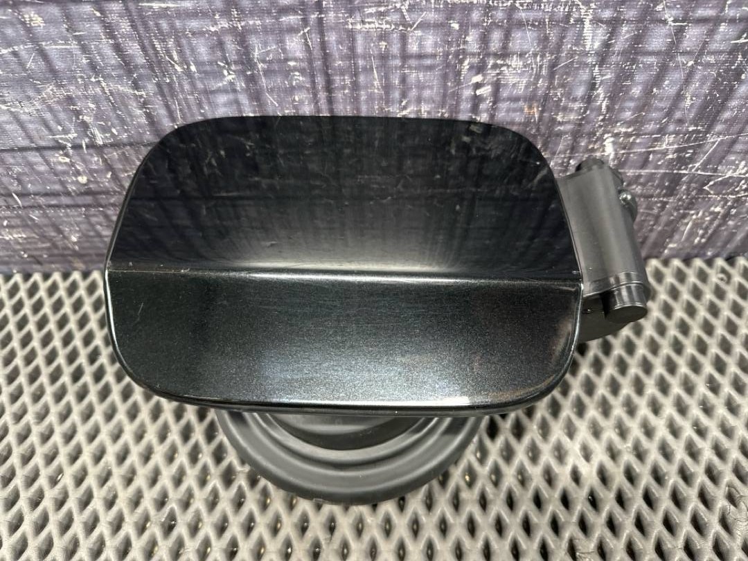 Лючок бензобака, 1020 рублей, Красноярск