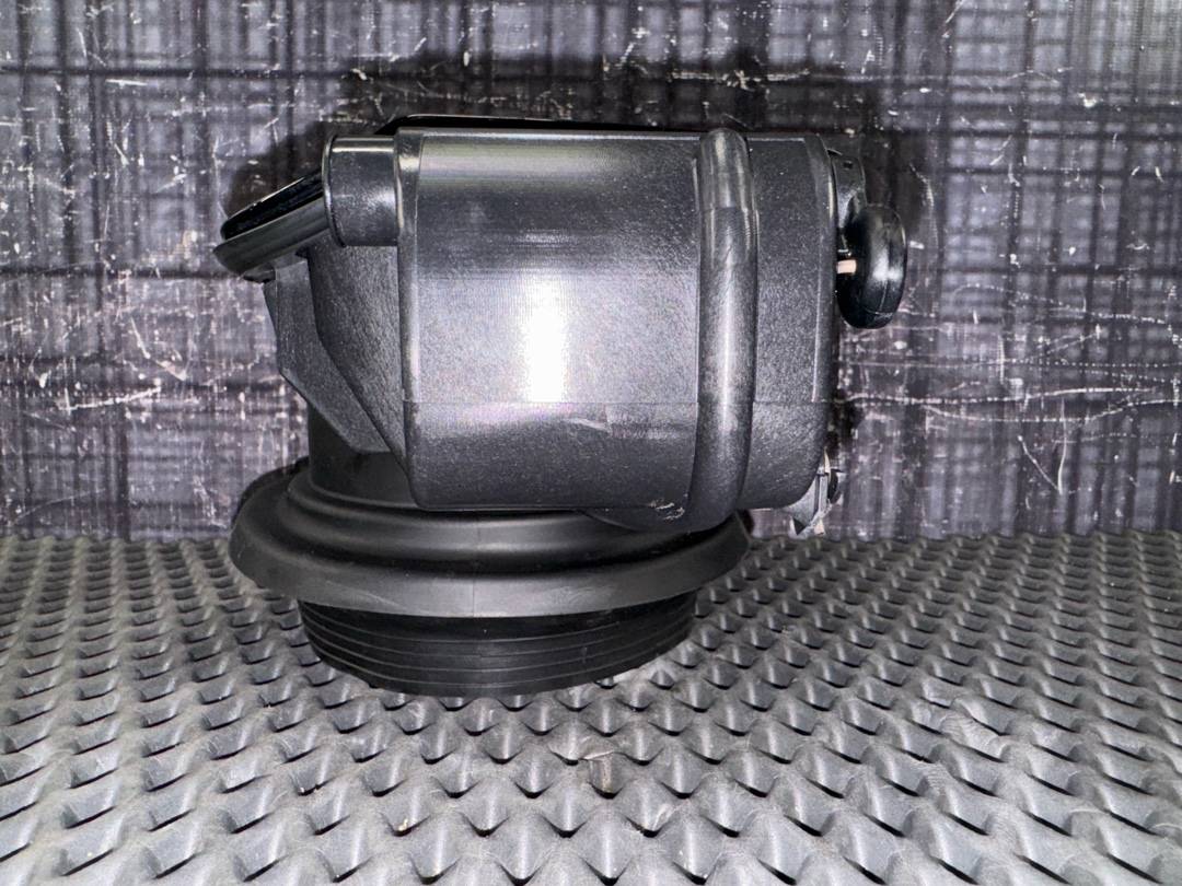 Лючок бензобака, 1020 рублей, Красноярск