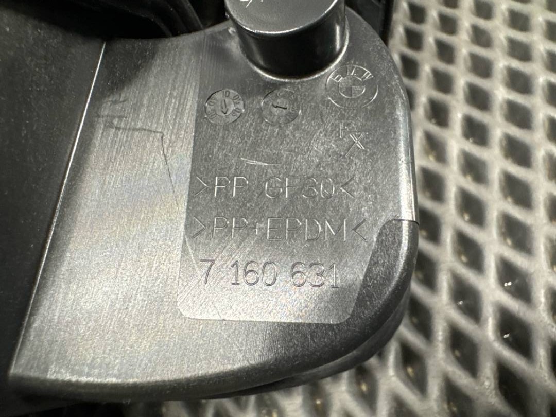 Лючок бензобака, 1020 рублей, Красноярск