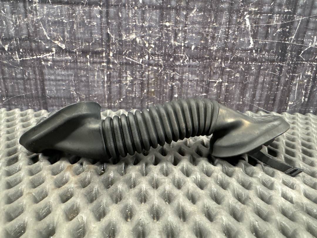 Гофра крышки багажника, 840 рублей, Красноярск