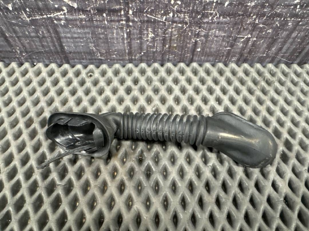 Гофра крышки багажника, 840 рублей, Красноярск