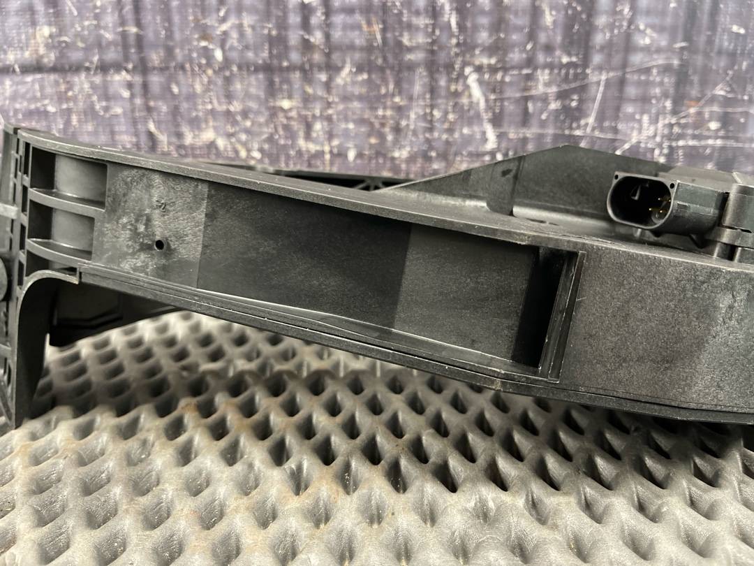 Педаль газа, 1960 рублей, Красноярск