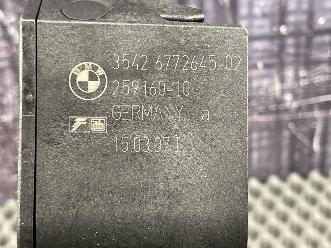 Педаль газа, 1960 рублей, Красноярск