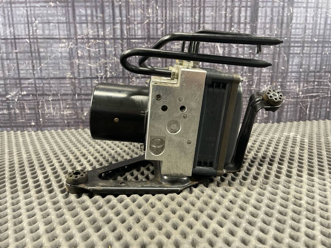 Блок ABS, 8210 рублей, Красноярск