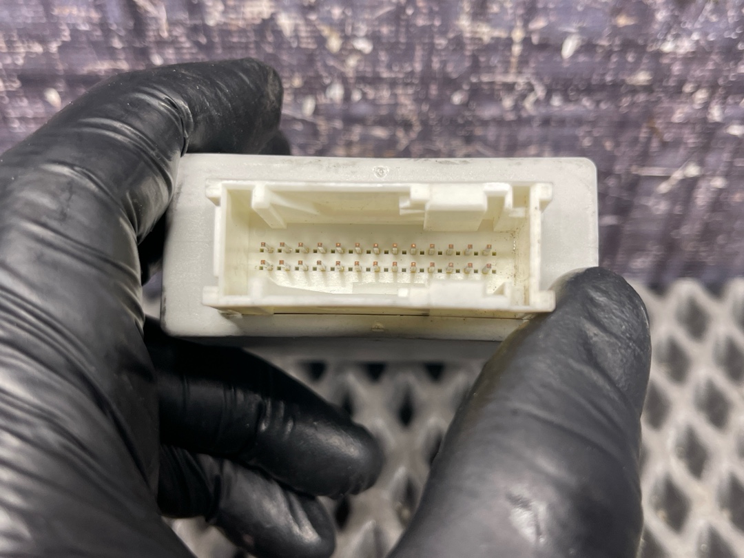 Блок управления подвеской, 1210 рублей, Красноярск