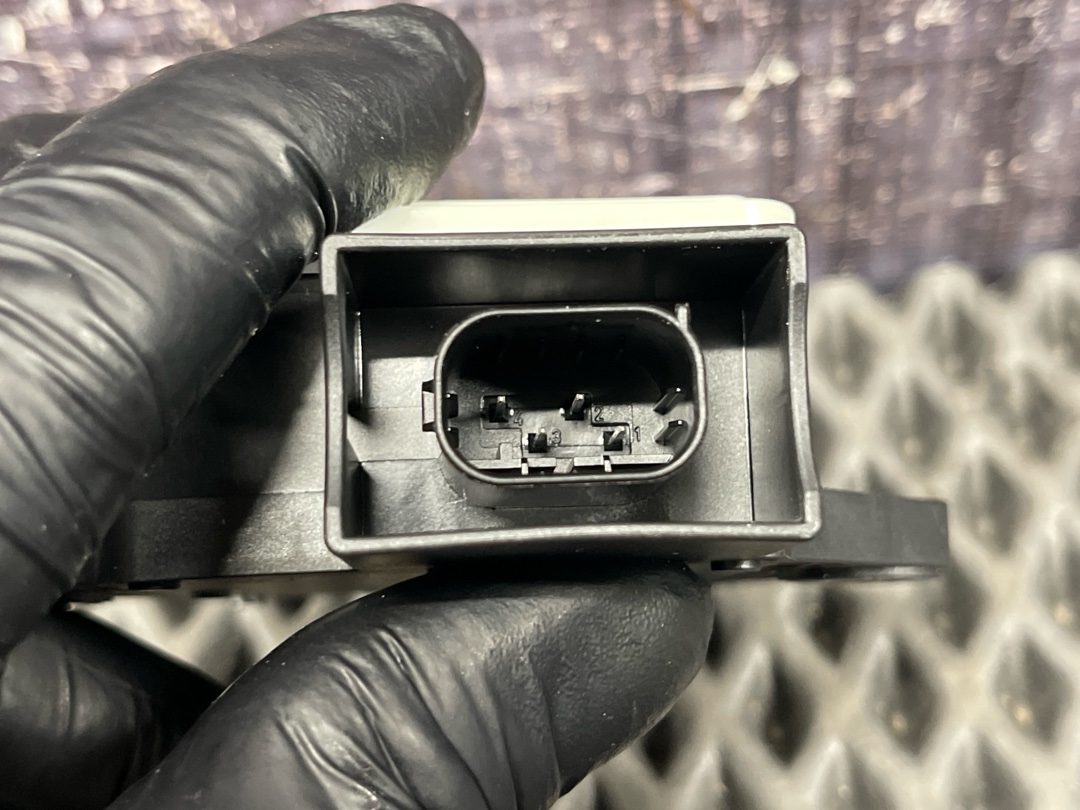 Датчик ускорения, 1230 рублей, Красноярск