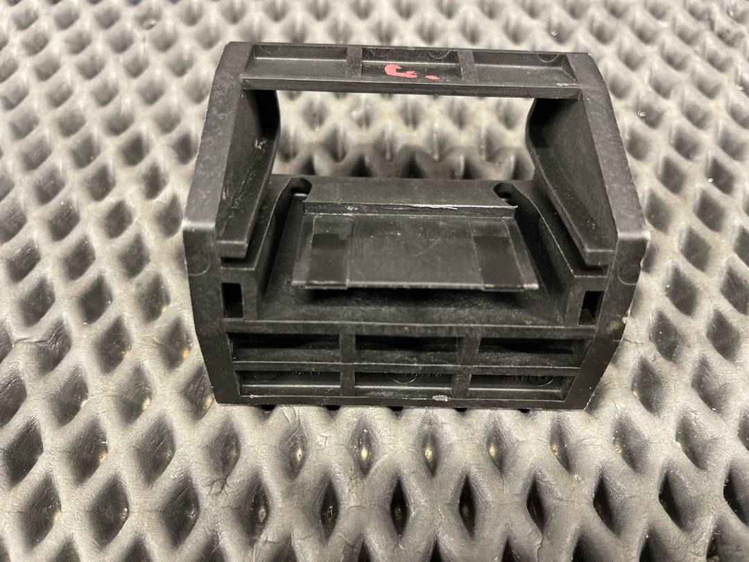 Крепление радиатора, 750 рублей, Красноярск