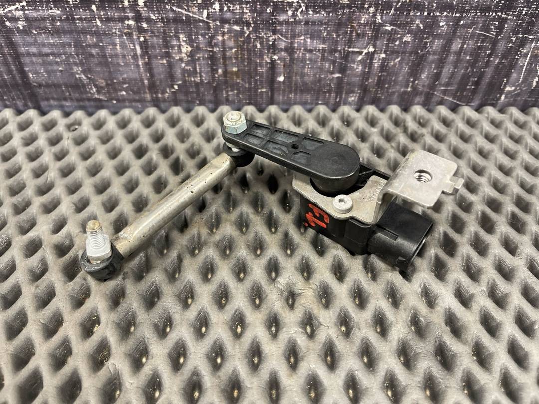 Датчик уровня подвески, 2680 рублей, Красноярск