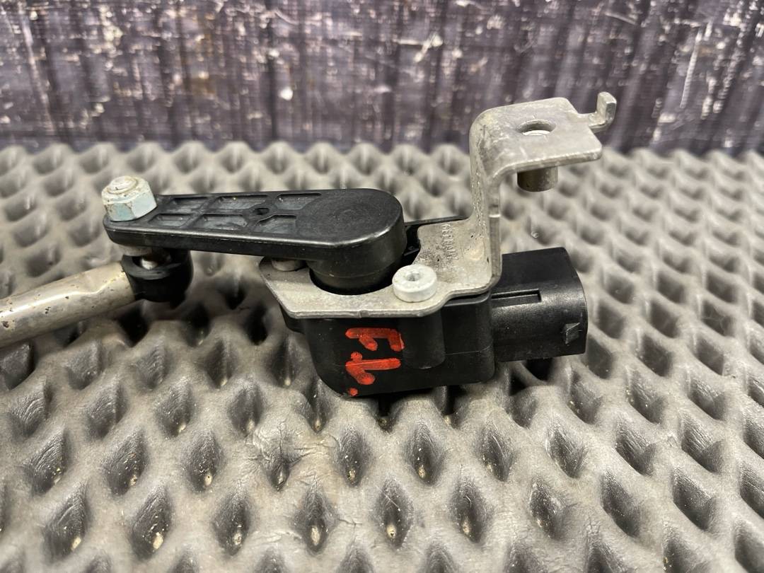 Датчик уровня подвески, 2680 рублей, Красноярск