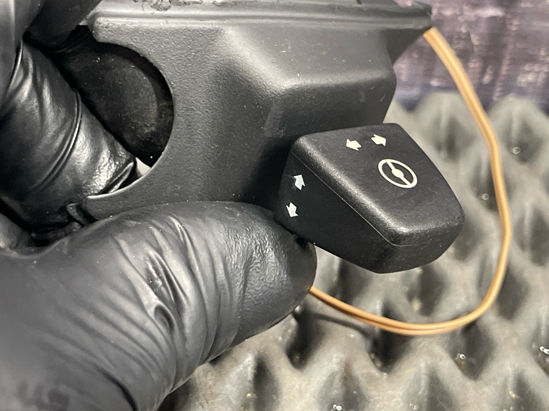 Подрулевой переключатель, 650 рублей, Красноярск