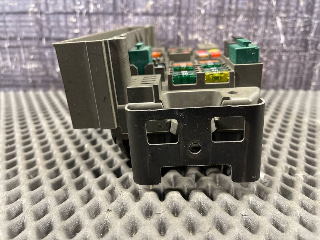 Блок предохранителей, 2720 рублей, Красноярск