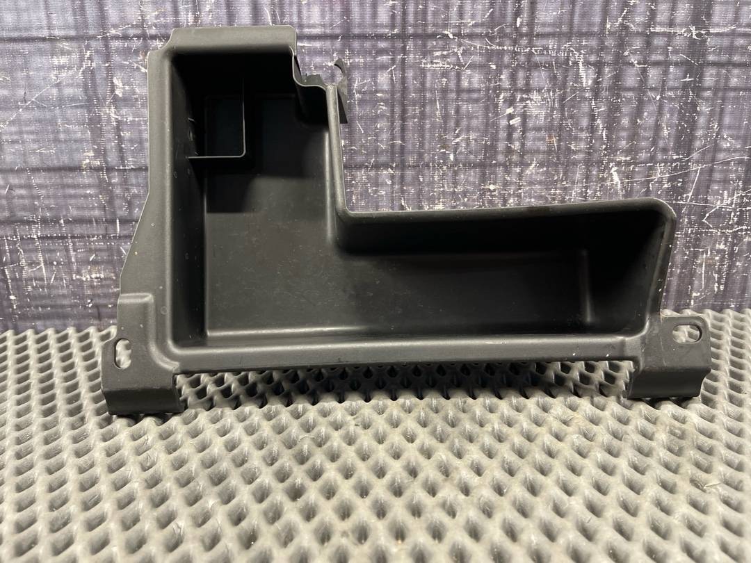 Пластик багажника, 520 рублей, Красноярск