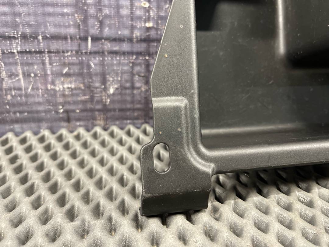 Пластик багажника, 520 рублей, Красноярск