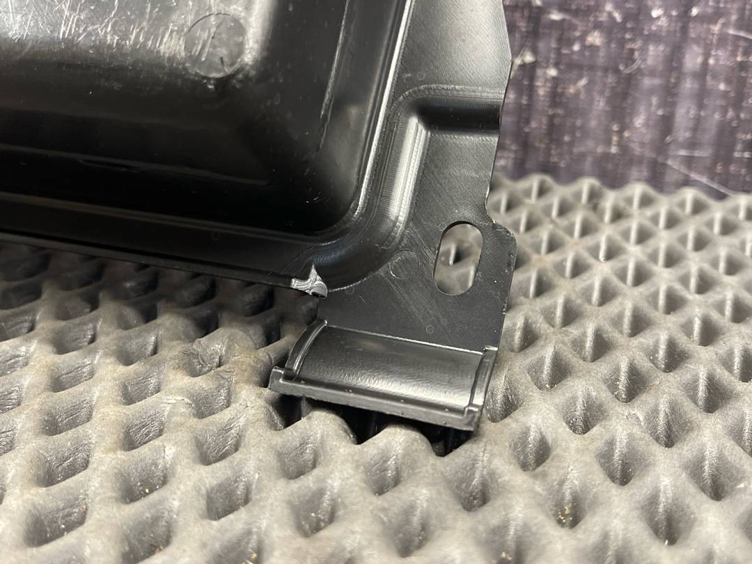 Пластик багажника, 520 рублей, Красноярск