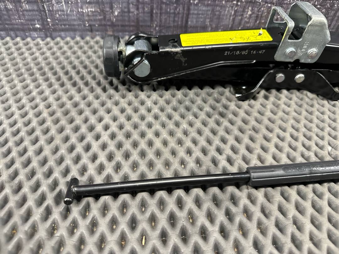 Домкрат, 4520 рублей, Красноярск