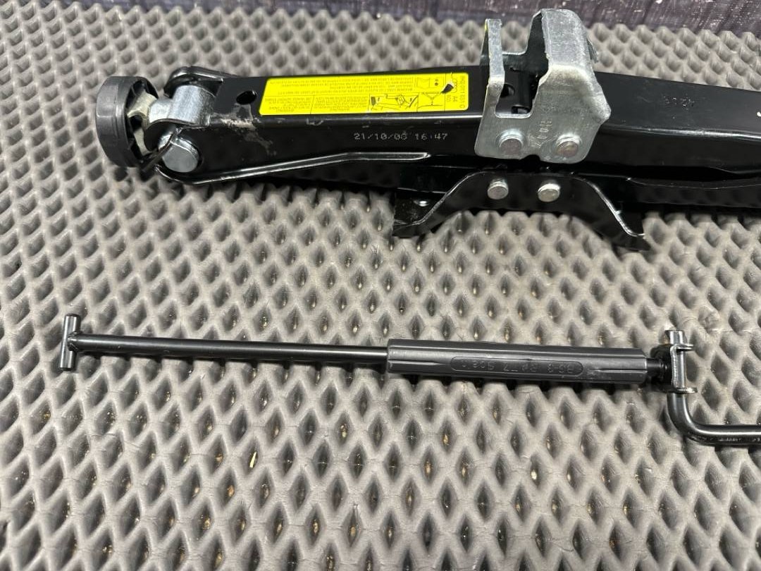 Домкрат, 4520 рублей, Красноярск