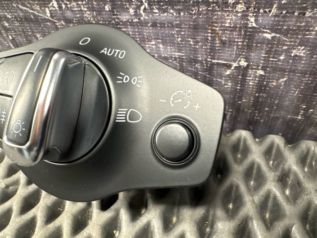 Переключатель света, 1720 рублей, Красноярск