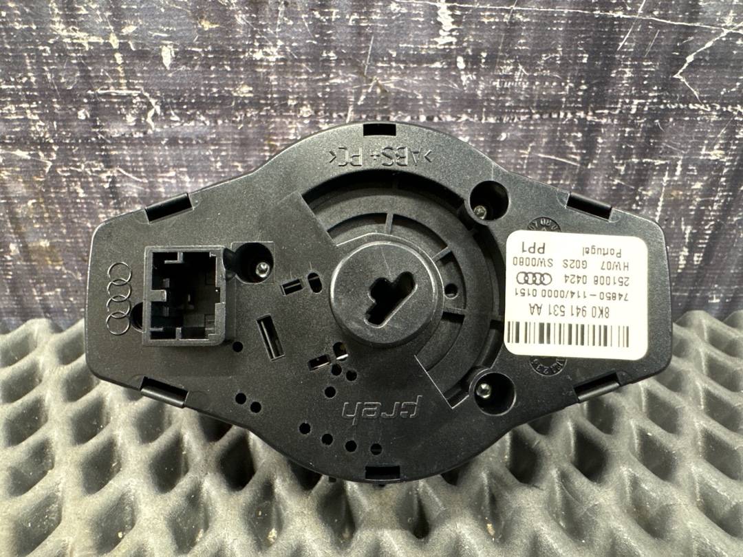 Переключатель света, 1720 рублей, Красноярск