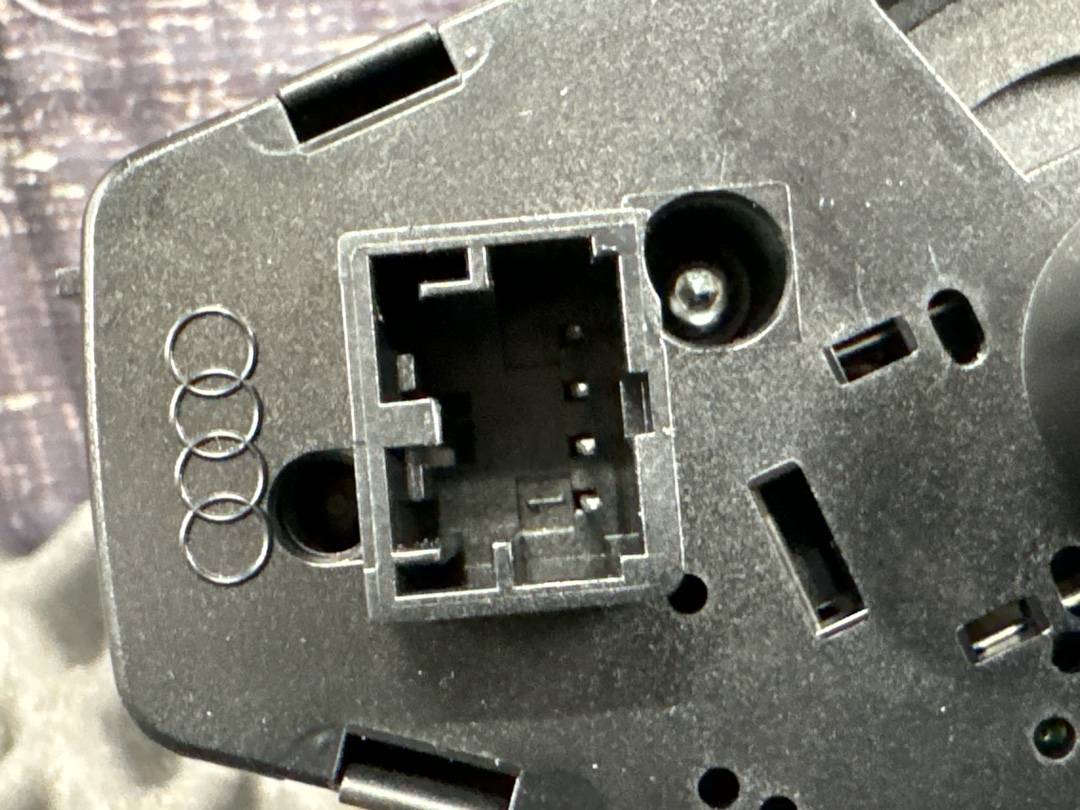 Переключатель света, 1720 рублей, Красноярск