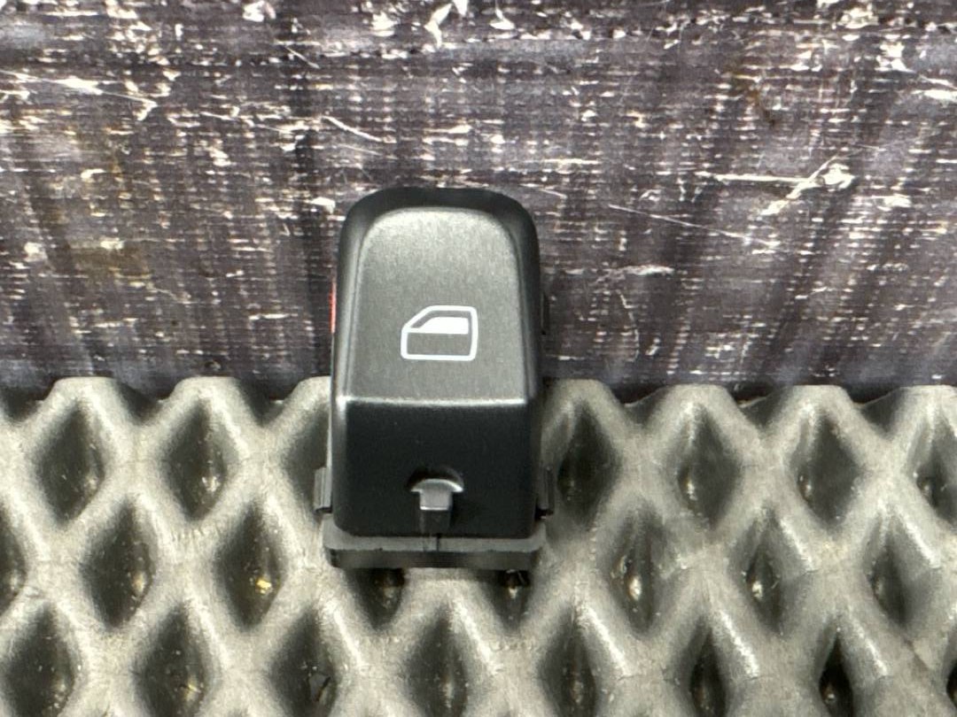 Кнопка стеклоподъемника, 550 рублей, Красноярск