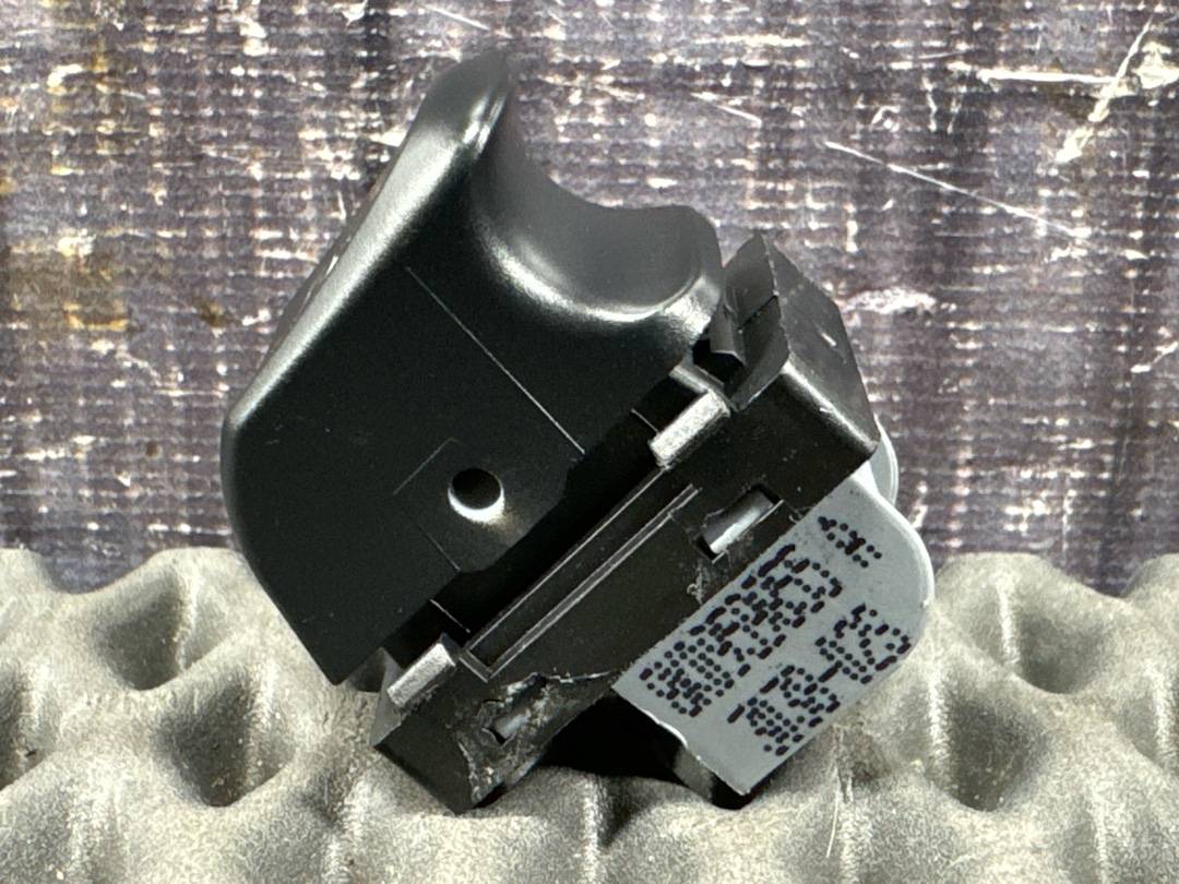 Кнопка стеклоподъемника, 550 рублей, Красноярск