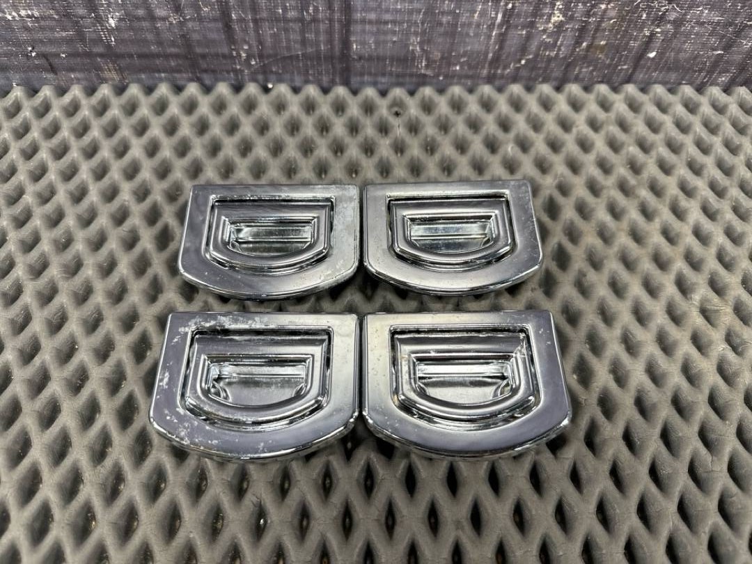 Петля багажника, 920 рублей, Красноярск