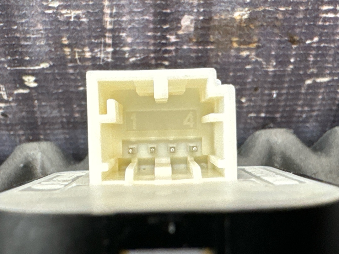 Кнопка регулировки зеркал, 1130 рублей, Красноярск