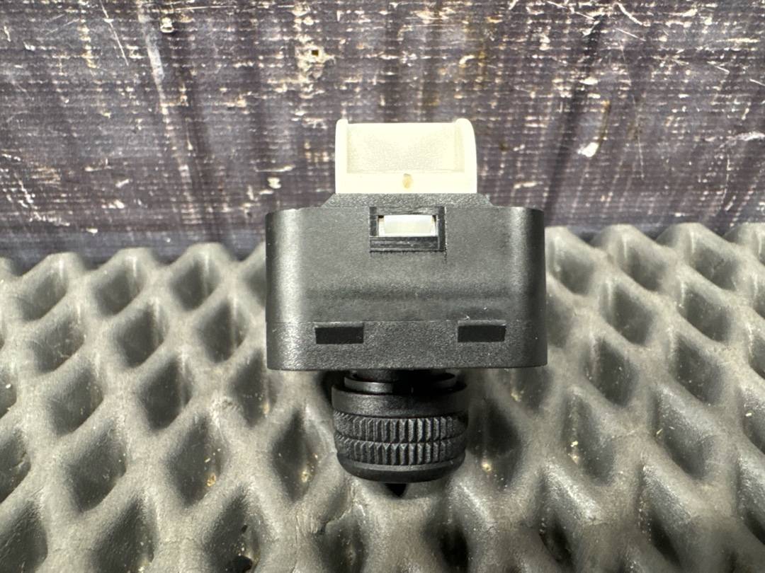 Кнопка регулировки зеркал, 1130 рублей, Красноярск